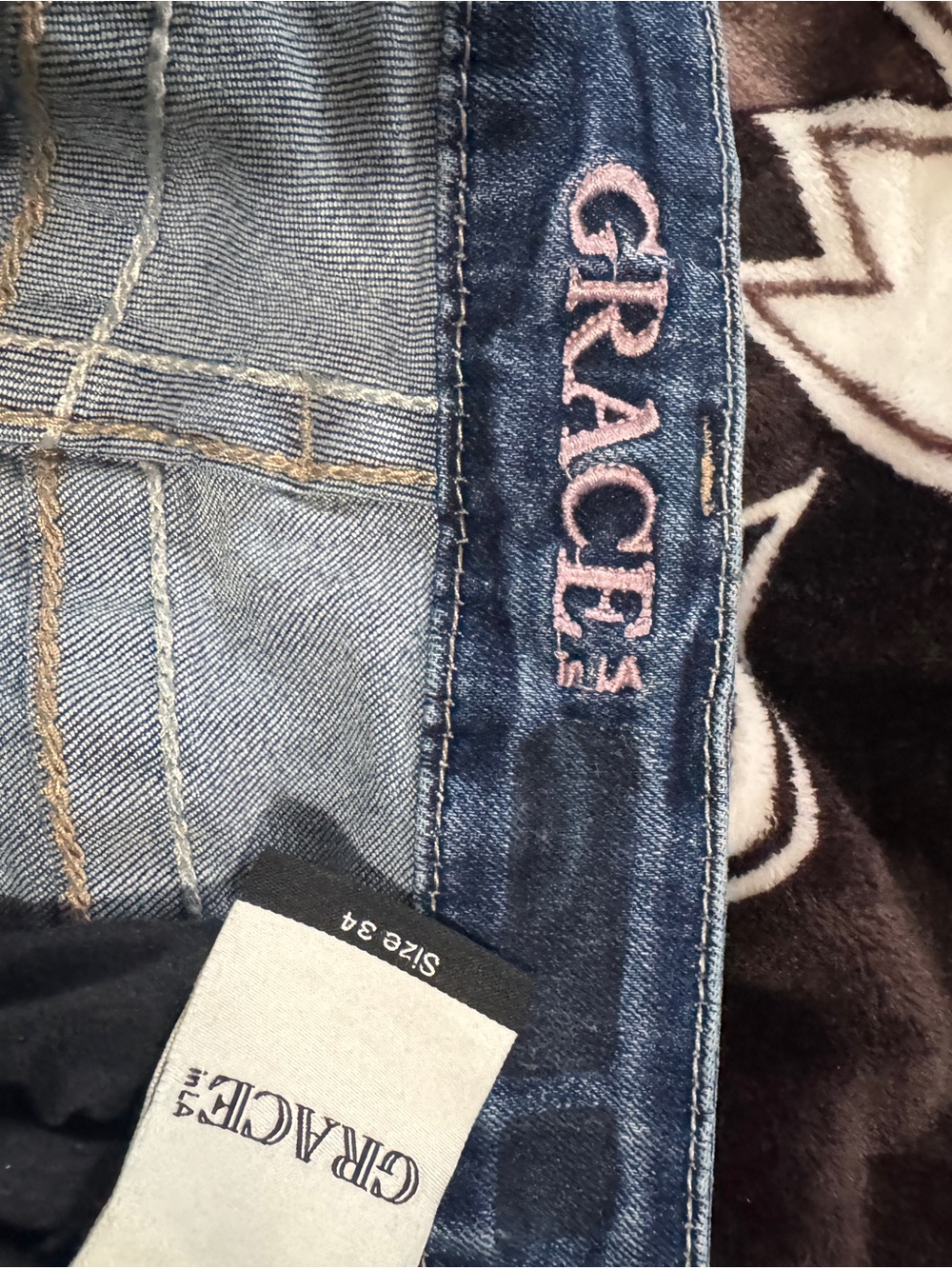 Grace in LA Embroidered Floral Back-Pocket Women's Jeans - Blue 34 x 34 - Picture 5 of 5